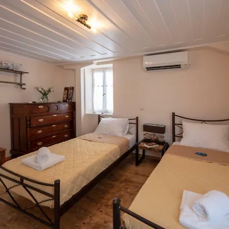 Matafia's House * Kalamítsi