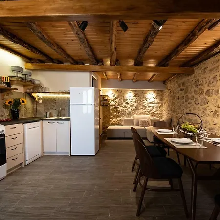 Matafia's House * Kalamítsi